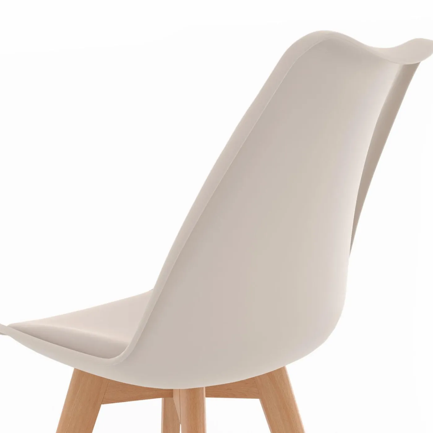 6 chaises scandinaves beiges