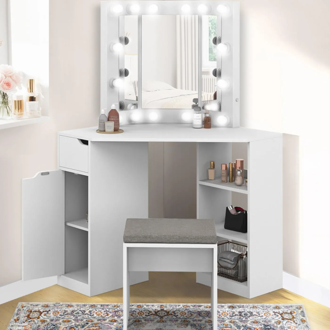 Coiffeuse d'angle blanche avec 3 miroirs LED, étagères, tiroir, rangements et tabouret