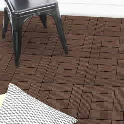 Dalles de terrasse mosaïques clipsables bois composite taupe 30 x 30 cm