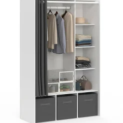 Dressing penderie blanc avec rideaux gris