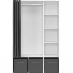 Dressing penderie blanc avec rideaux gris