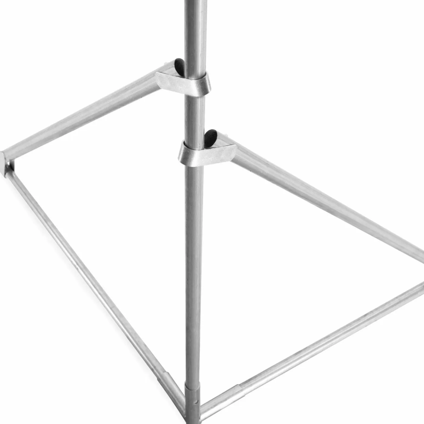 Enclos poulailler 7,5 m 2 avec toit dôme