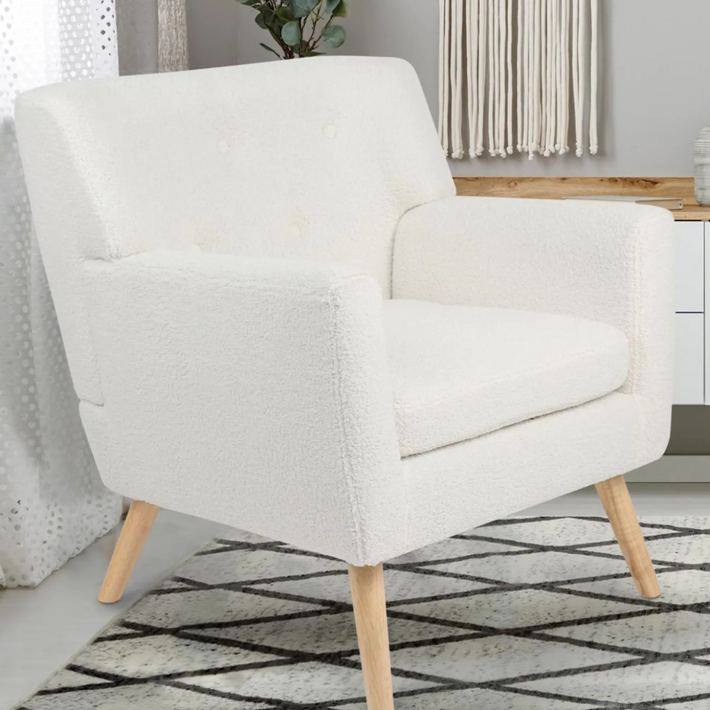 Fauteuil scandinave en tissu bouclette blanc