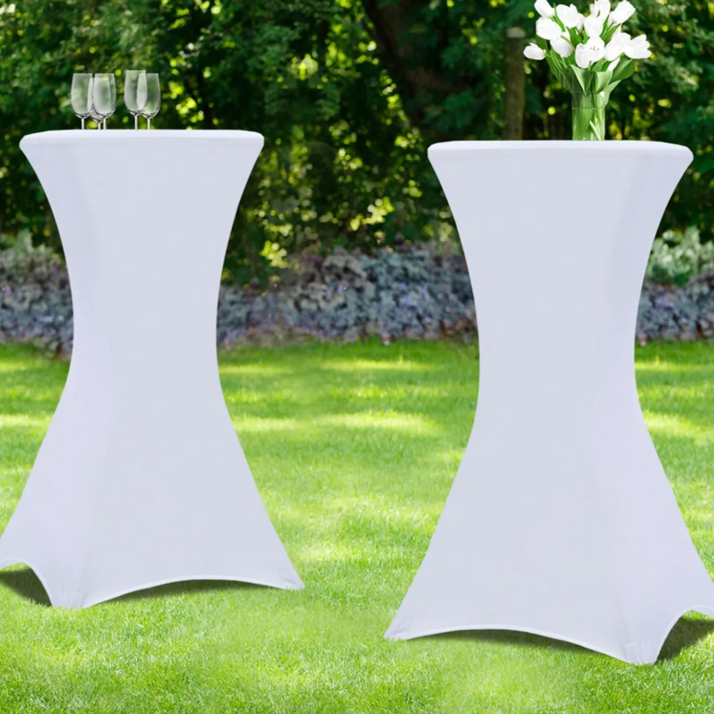 Housses blanches pour table haute de réception