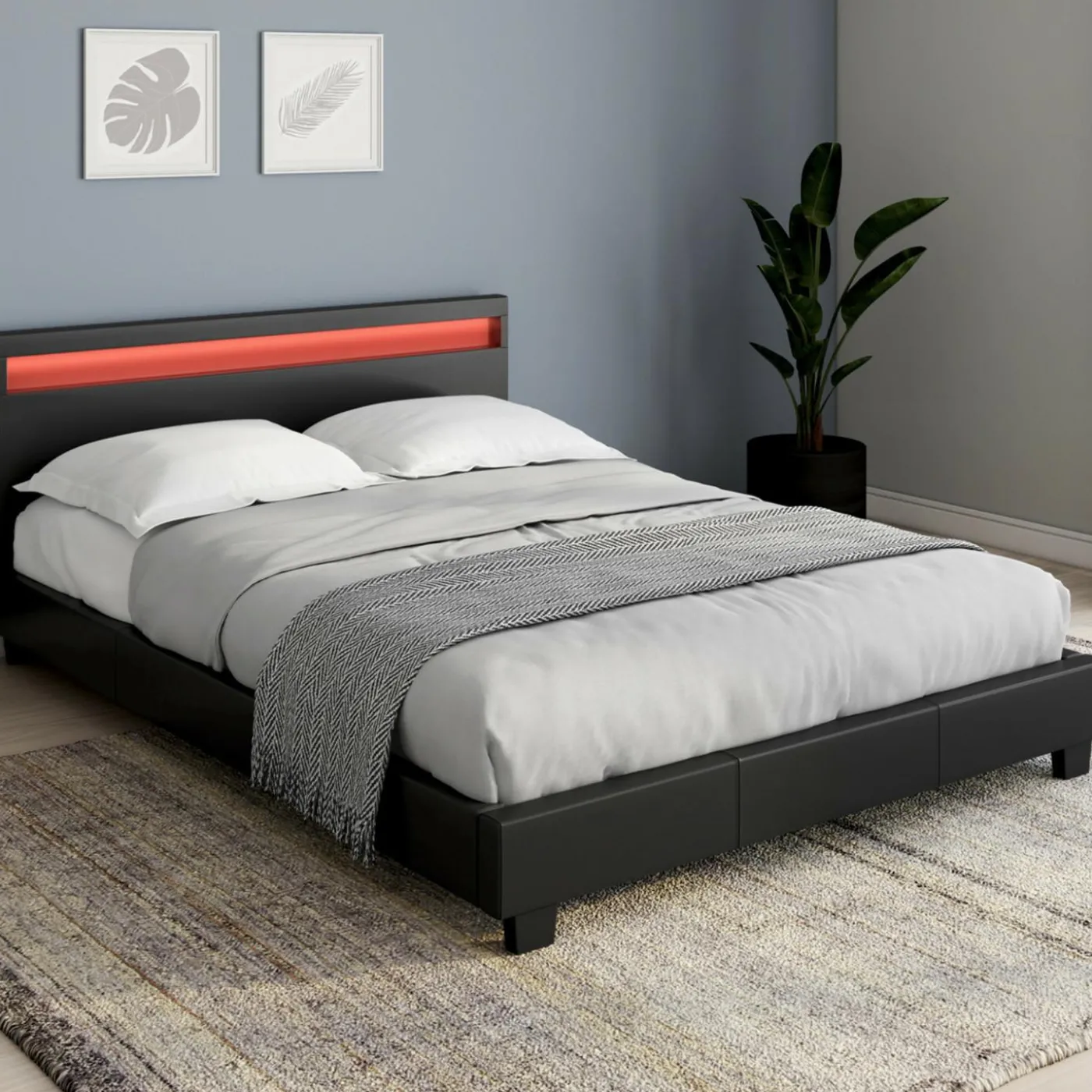 Lit double 140x190 cm en PVC noir avec sommier et LED