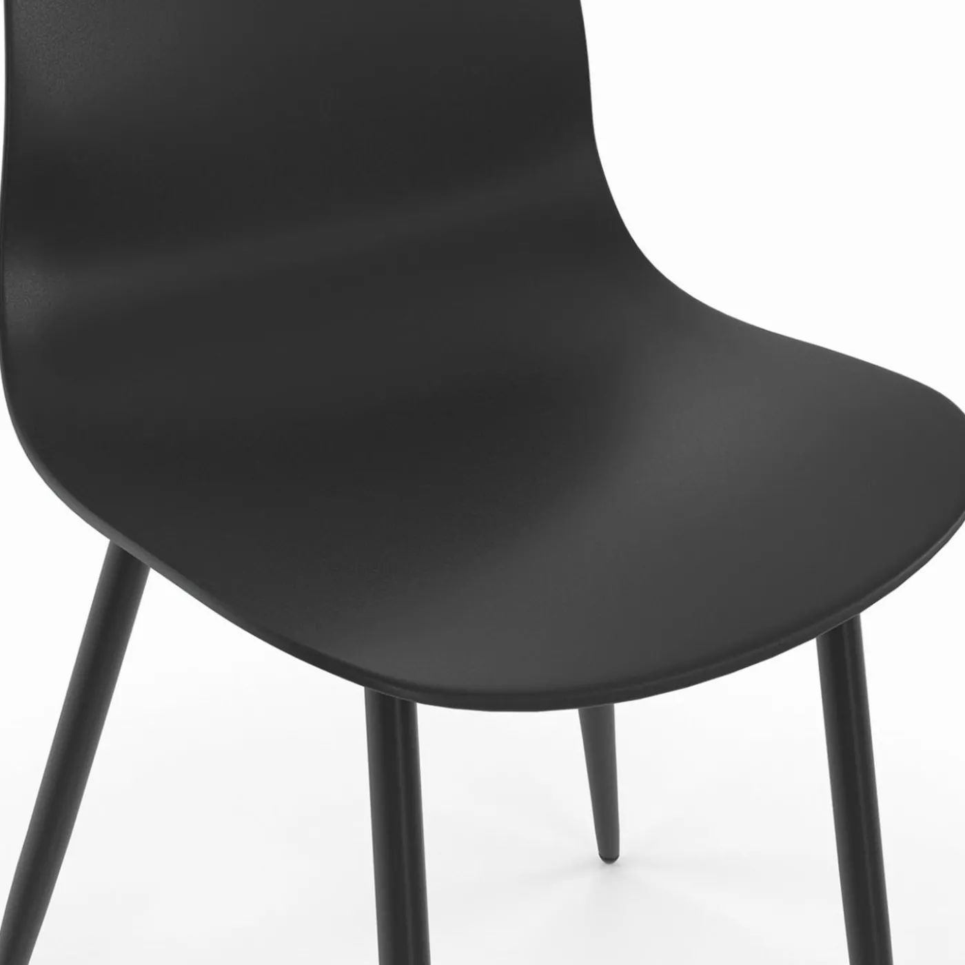 Lot de 6 chaises noires avec pieds en métal
