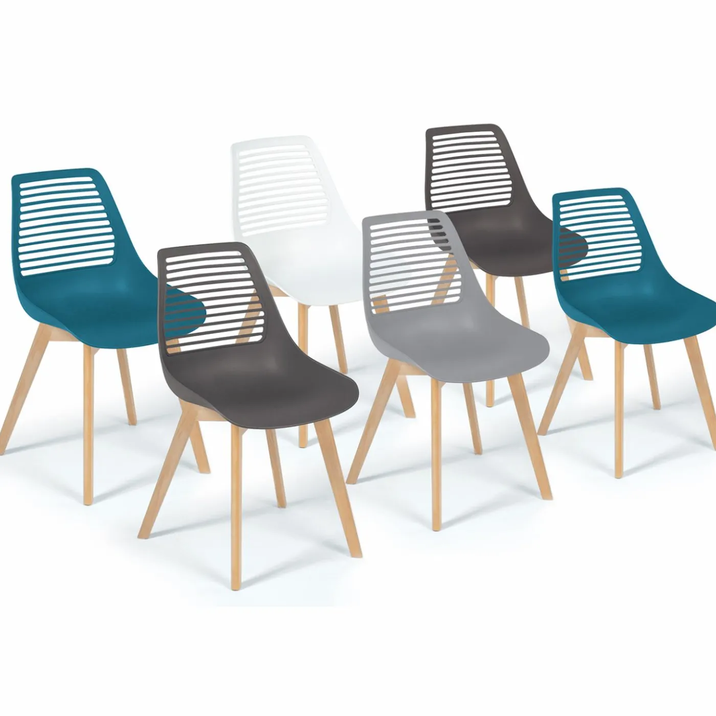 Lot de 6 chaises scandinaves dépareillées dossier ajouré