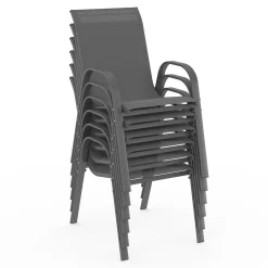 Salon de jardin avec 6 chaises empilables