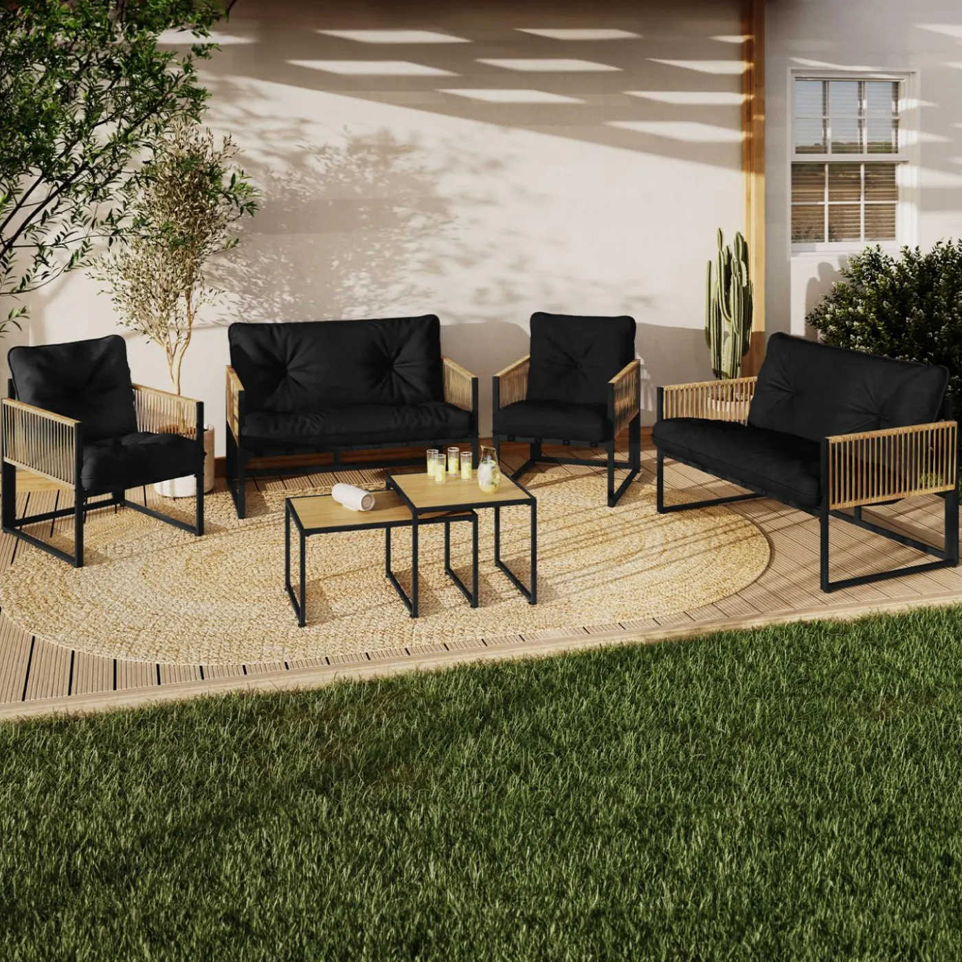 Salon de jardin bas 6 personnes canapés et fauteuils noir et cordage effet rotin clair avec tables basses