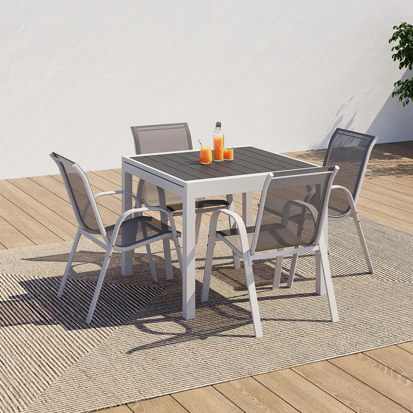 Salon de jardin blanc et gris avec table extensible + 8 chaises