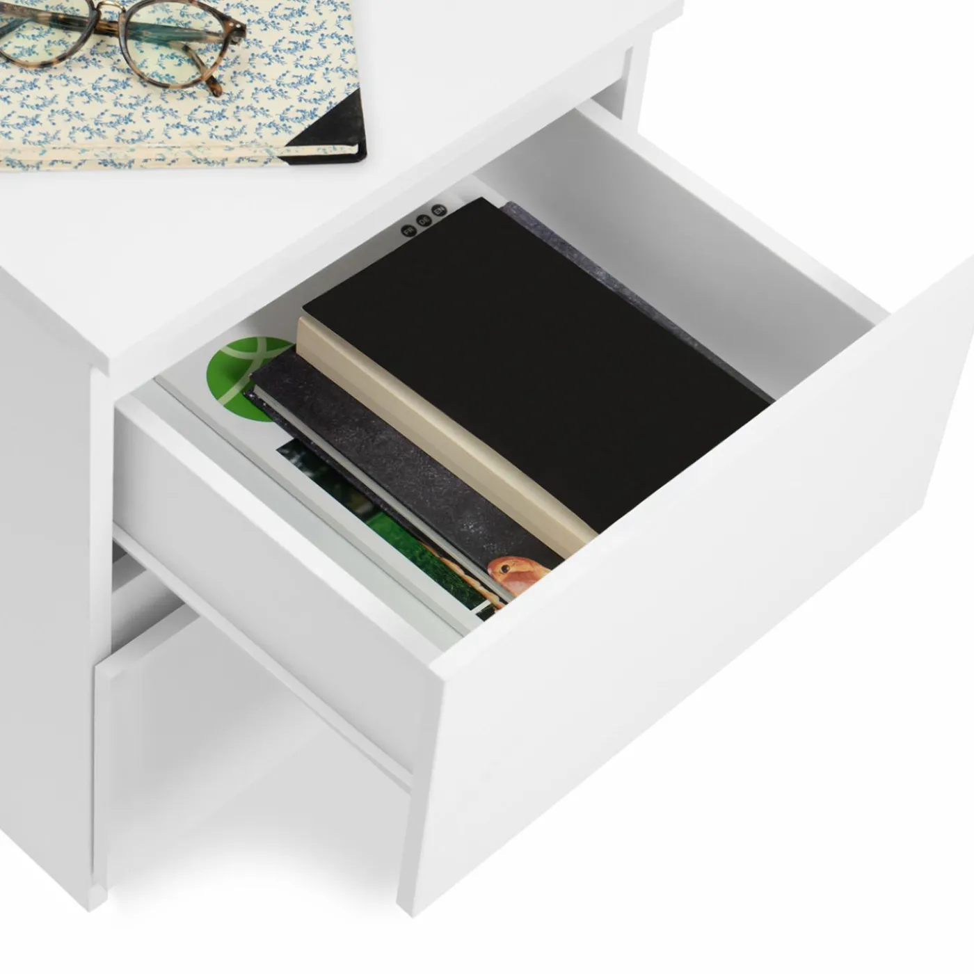 Tables de chevet bois blanc avec tiroirs