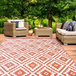 Tapis extérieur terracotta motifs géométriques 270 x 370 cm