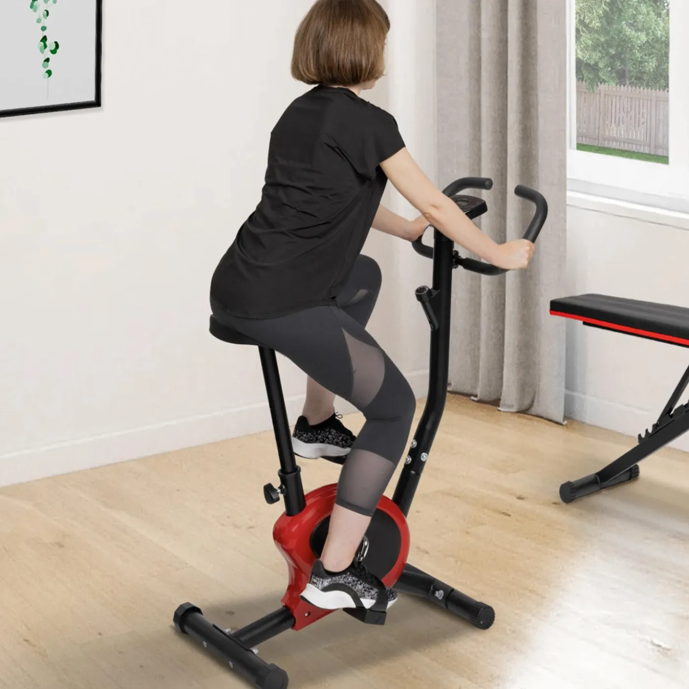 Vélo d'appartement avec écran LCD multifonction